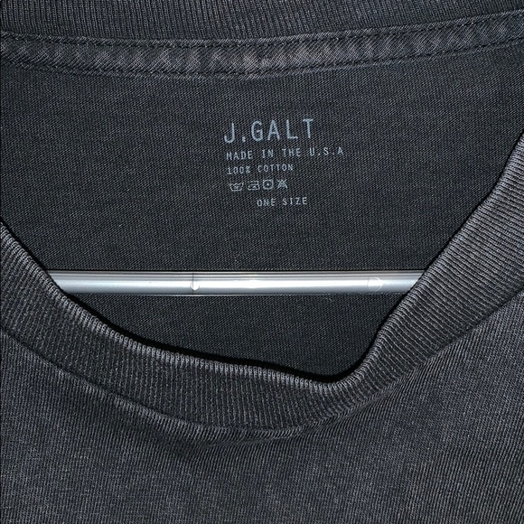 crop top - Picture 3 of 3